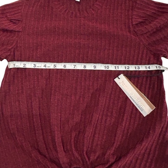 Jane & Hudson Women's Burgundy With Belly Button Shirt Knot Size Small New W Tag - Picture 12 of 12